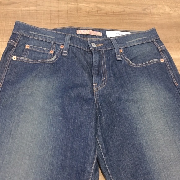 Levi’s denim capris size 10 - Picture 6 of 7